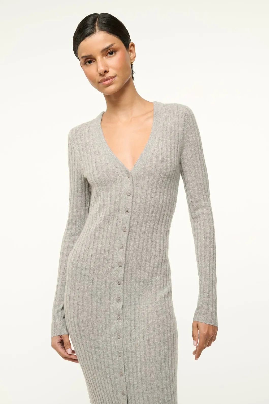 staud_shoko_cashmere_sweater_heather_grey_3.webp STAUD SHOKO CASHMERE SWEATER HEATHER GREY< Dresses | Knit Dresses