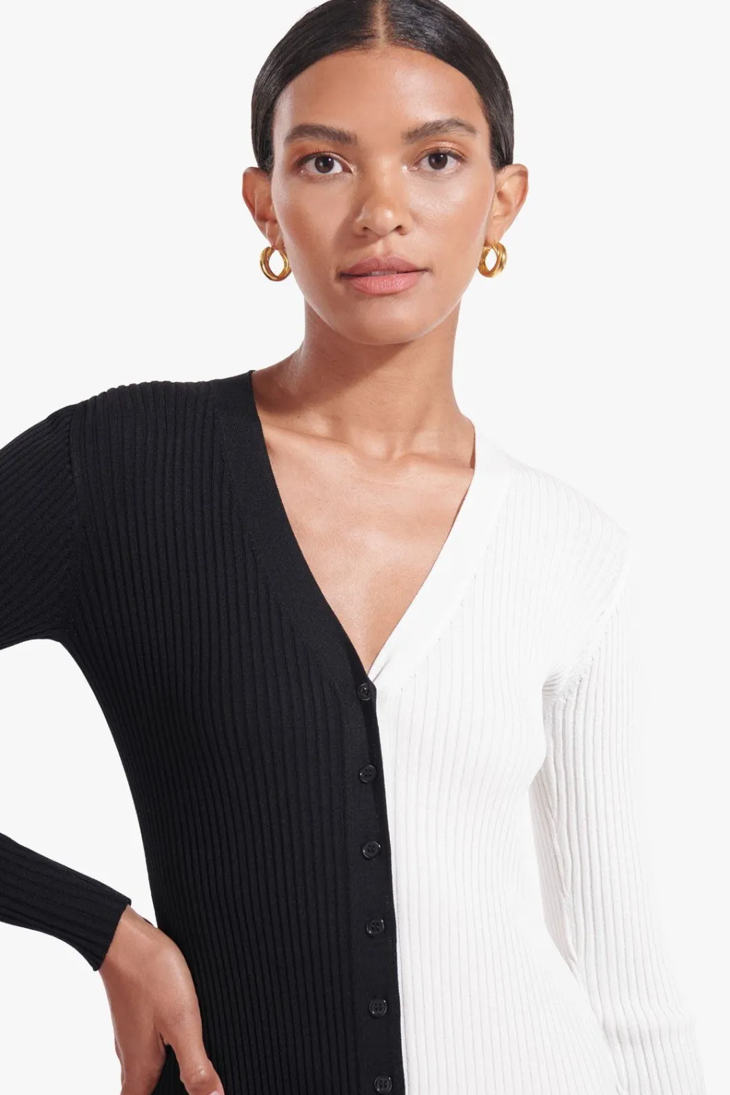 STAUD SHOKO SWEATER | BLACK WHITE< Midi Dresses | Dresses