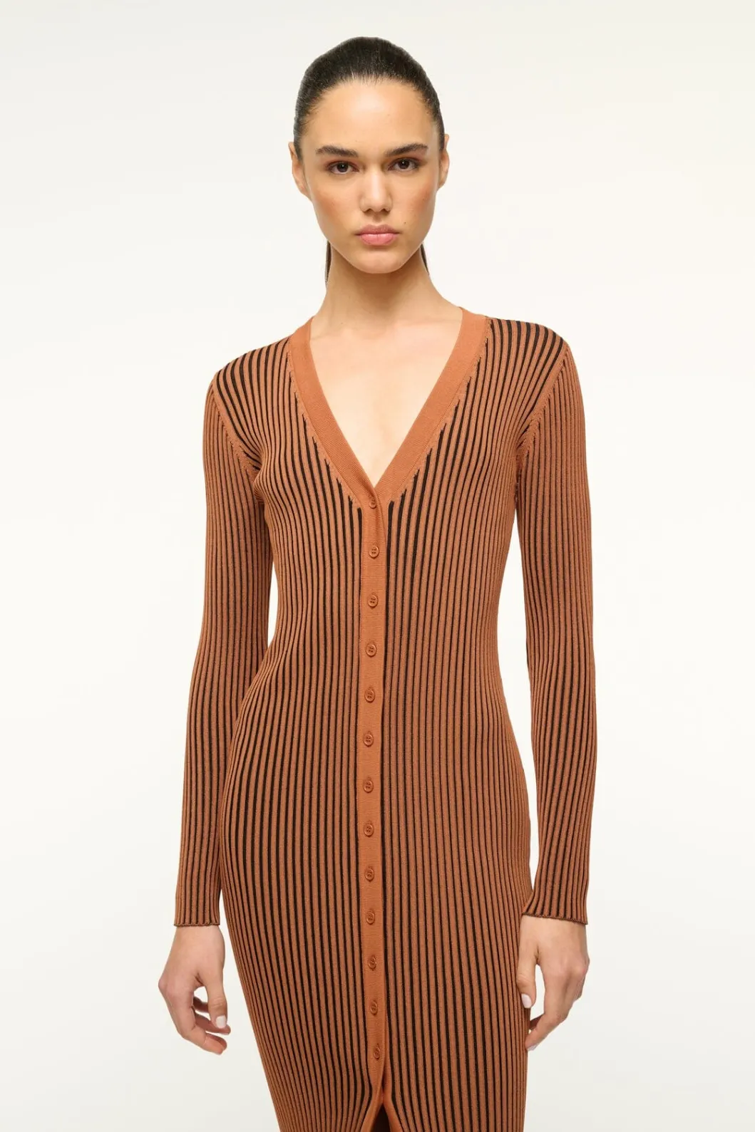 STAUD SHOKO SWEATER TAN BLACK< Sweaters | Knit Dresses