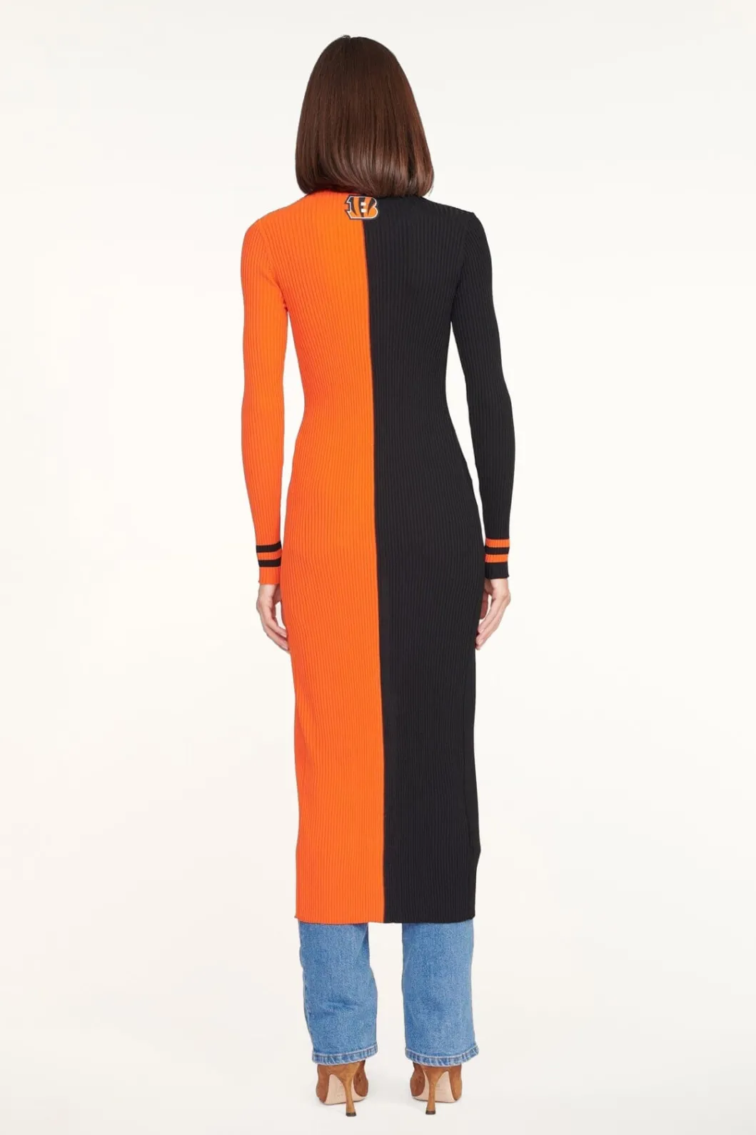staud_shoko_sweater_x_nfl_bills_3-4.webp STAUD SHOKO SWEATER X NFL BILLS< Dresses