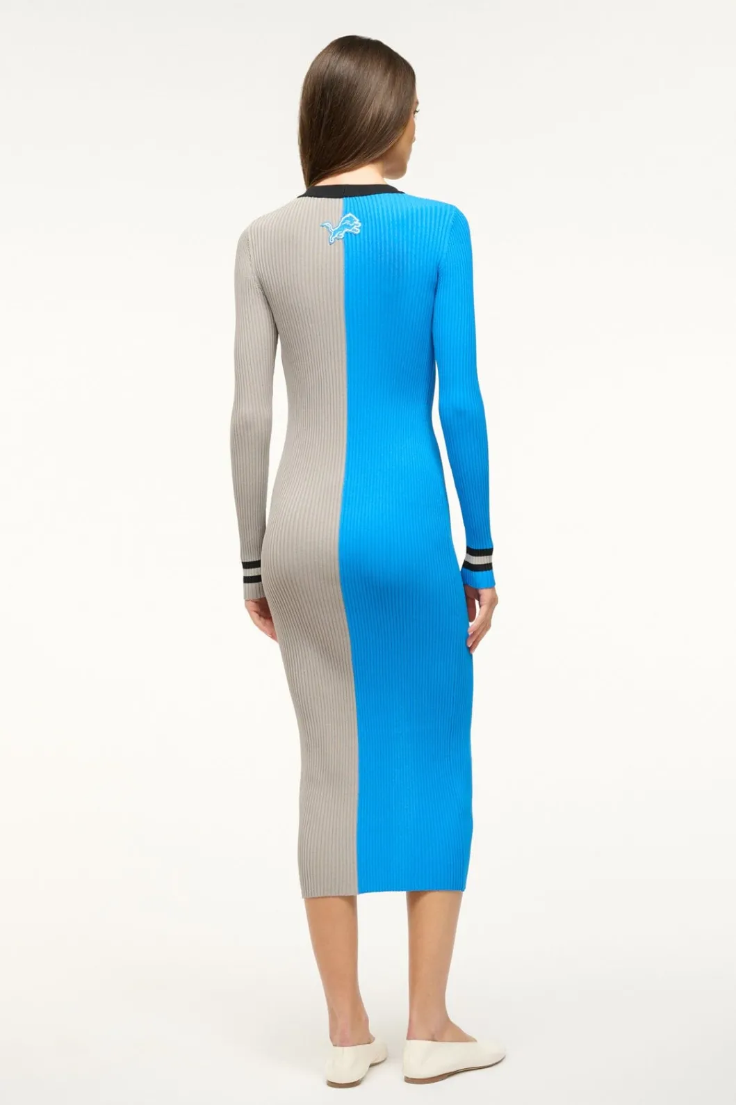 staud_shoko_sweater_x_nfl_bills_4-3.webp STAUD SHOKO SWEATER X NFL BILLS< Dresses