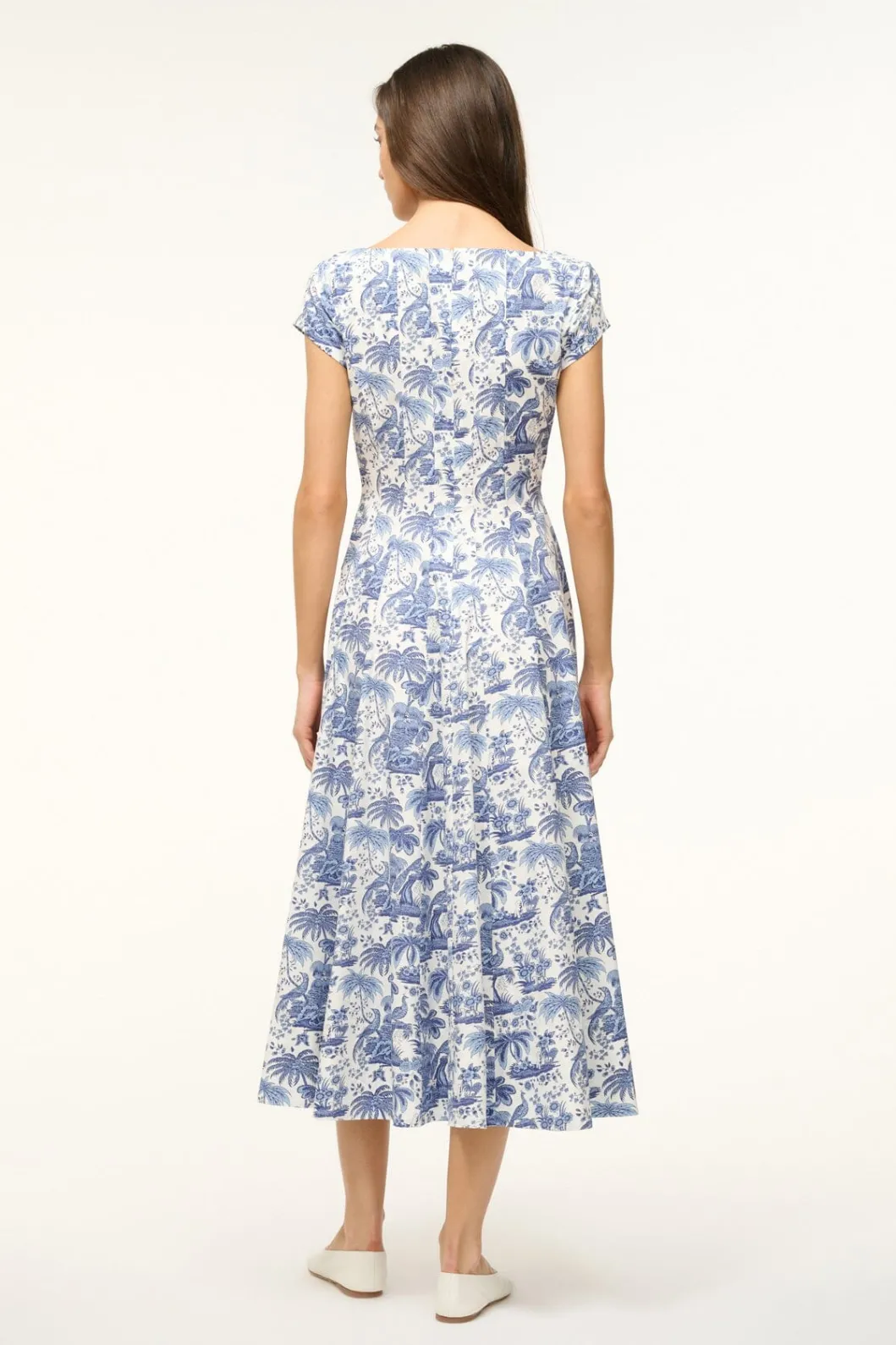 staud_short_sleeve_wells_dress_blue_toile_3.webp STAUD SHORT SLEEVE WELLS DRESS BLUE TOILE< Midi Dresses | Dresses