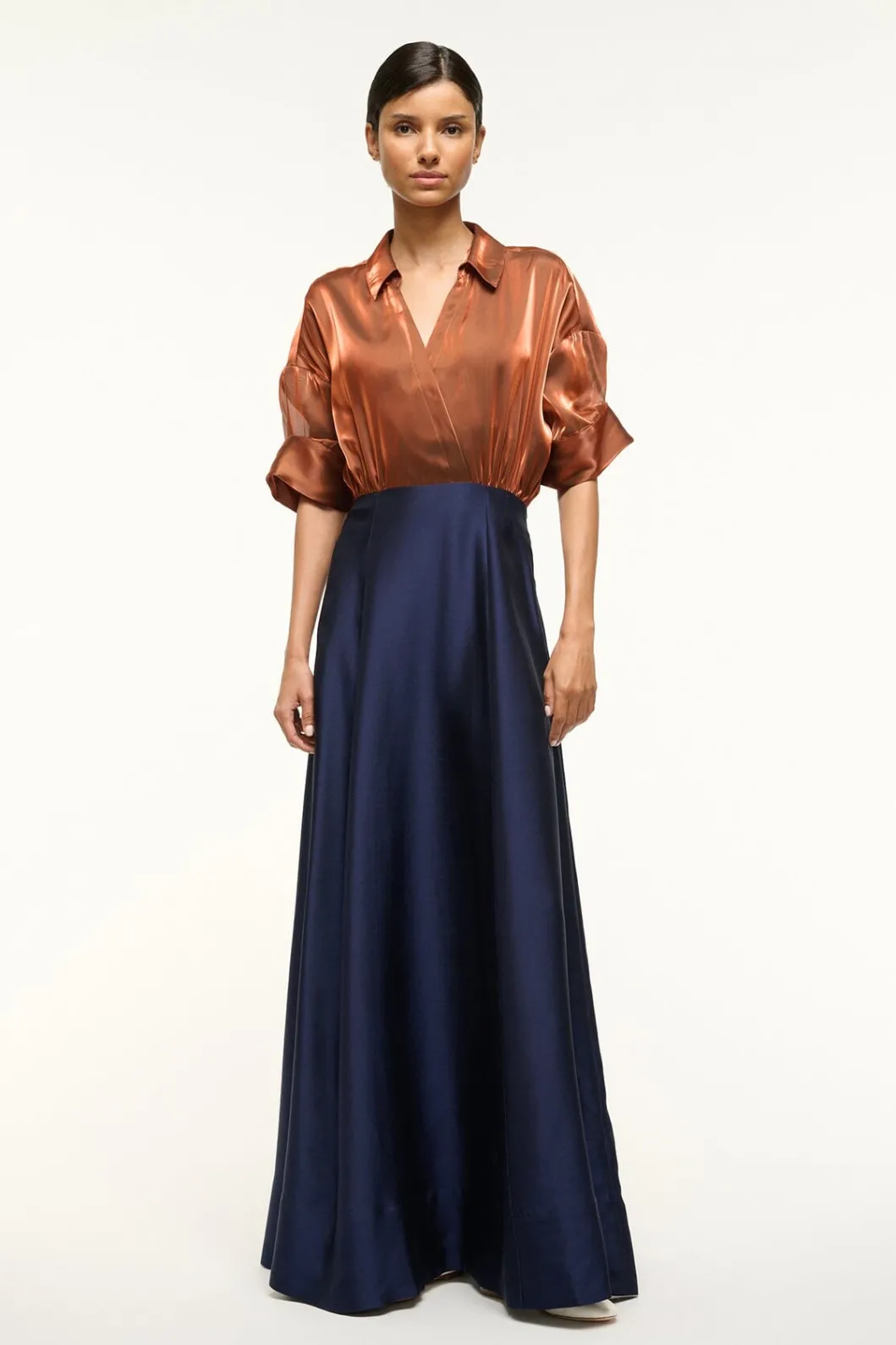 staud_shubert_dress_iridescent_cacao_midnight_2.webp STAUD SHUBERT DRESS IRIDESCENT CACAO MIDNIGHT< The Evening Edit