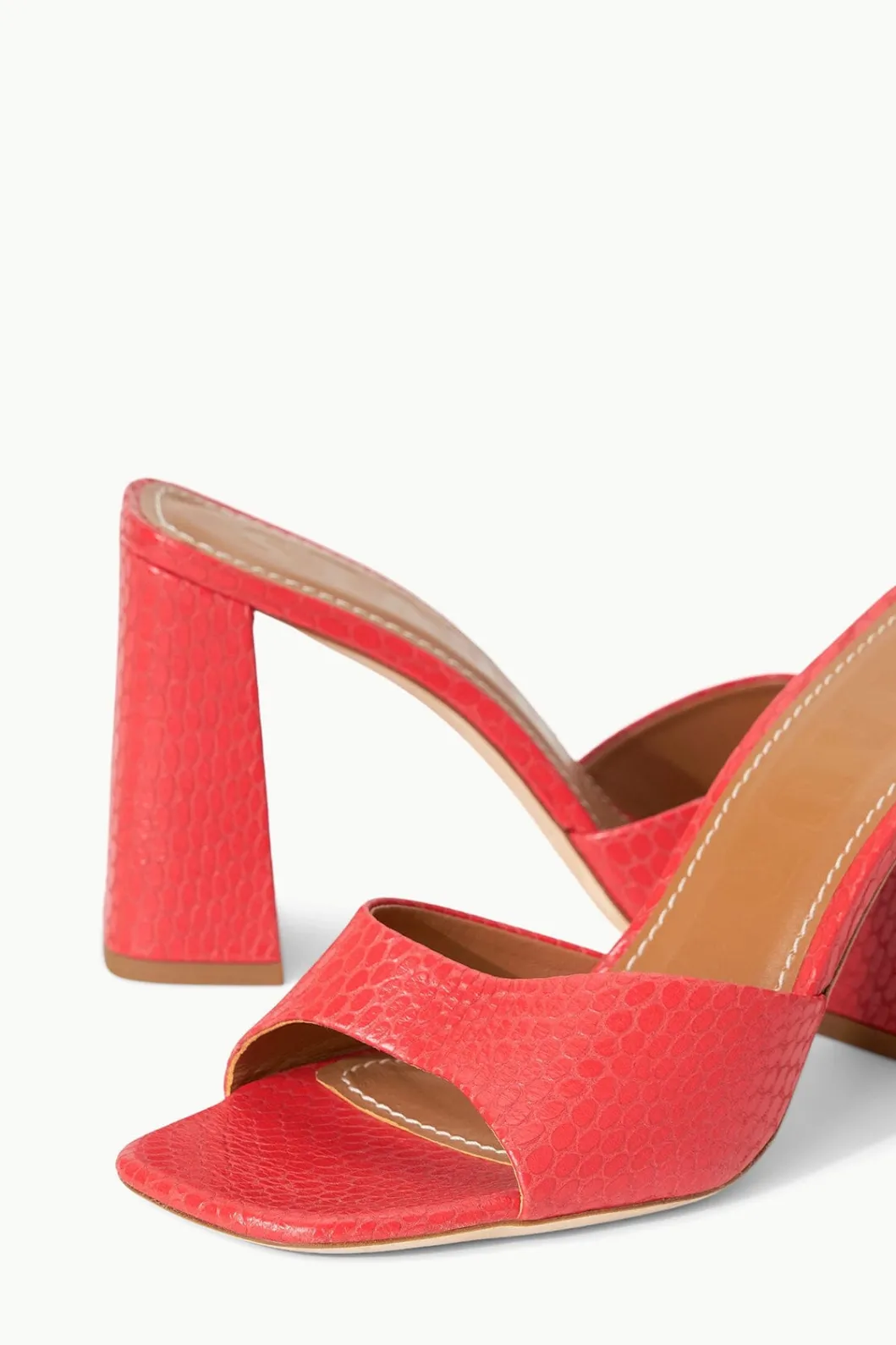 staud_sloane_heel_red_rose_4.webp STAUD SLOANE HEEL RED ROSE< The Evening Edit