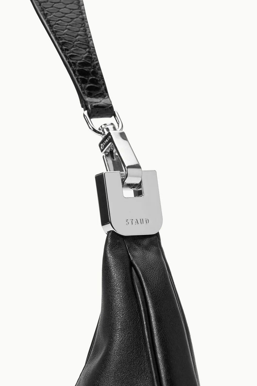 staud_sylvie_shoulder_bag_black_2.webp STAUD SYLVIE SHOULDER BAG< Shoulder