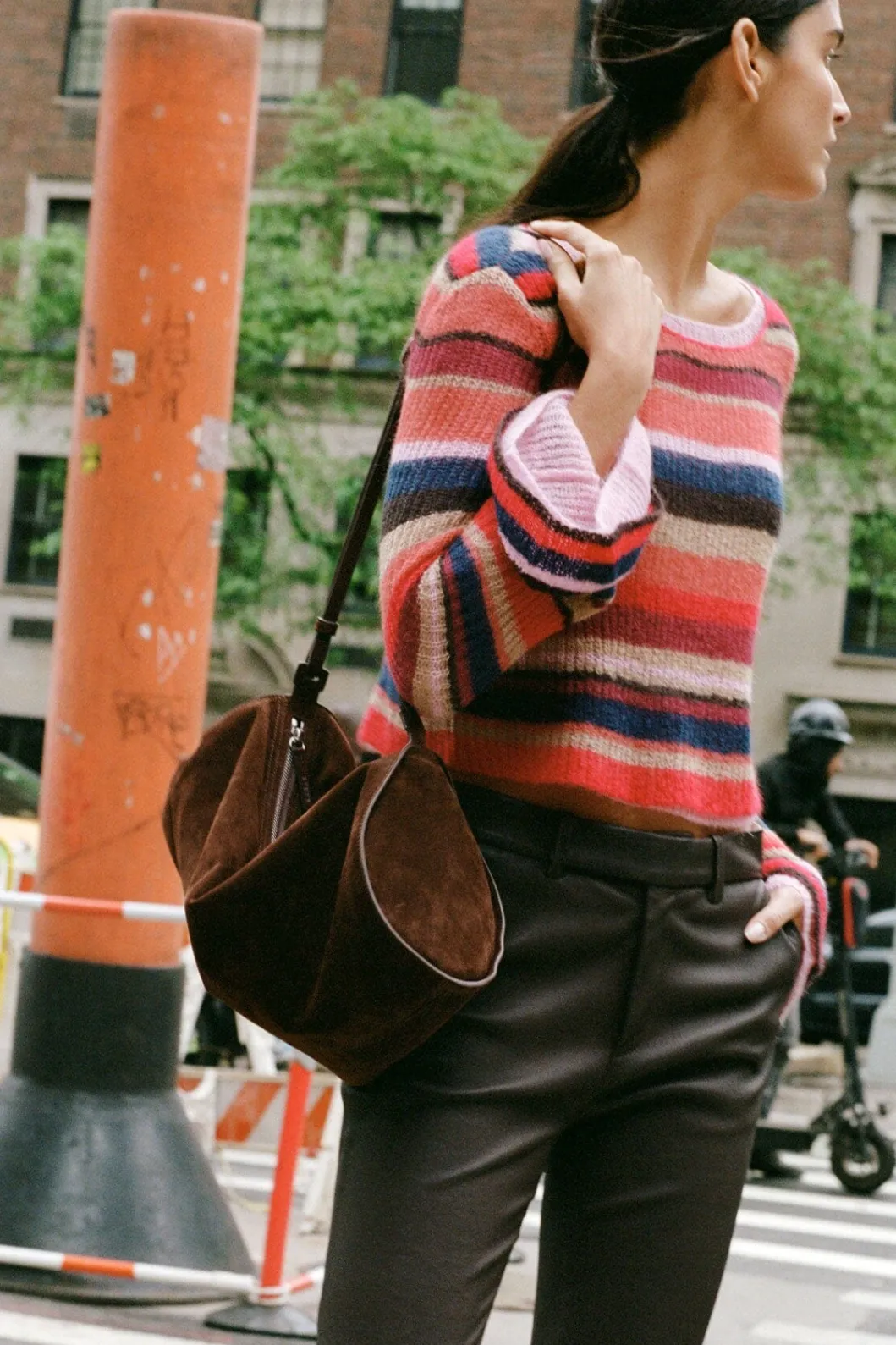 staud_taru_bag_mahogany_6.webp STAUD TARU BAG< Shoulder