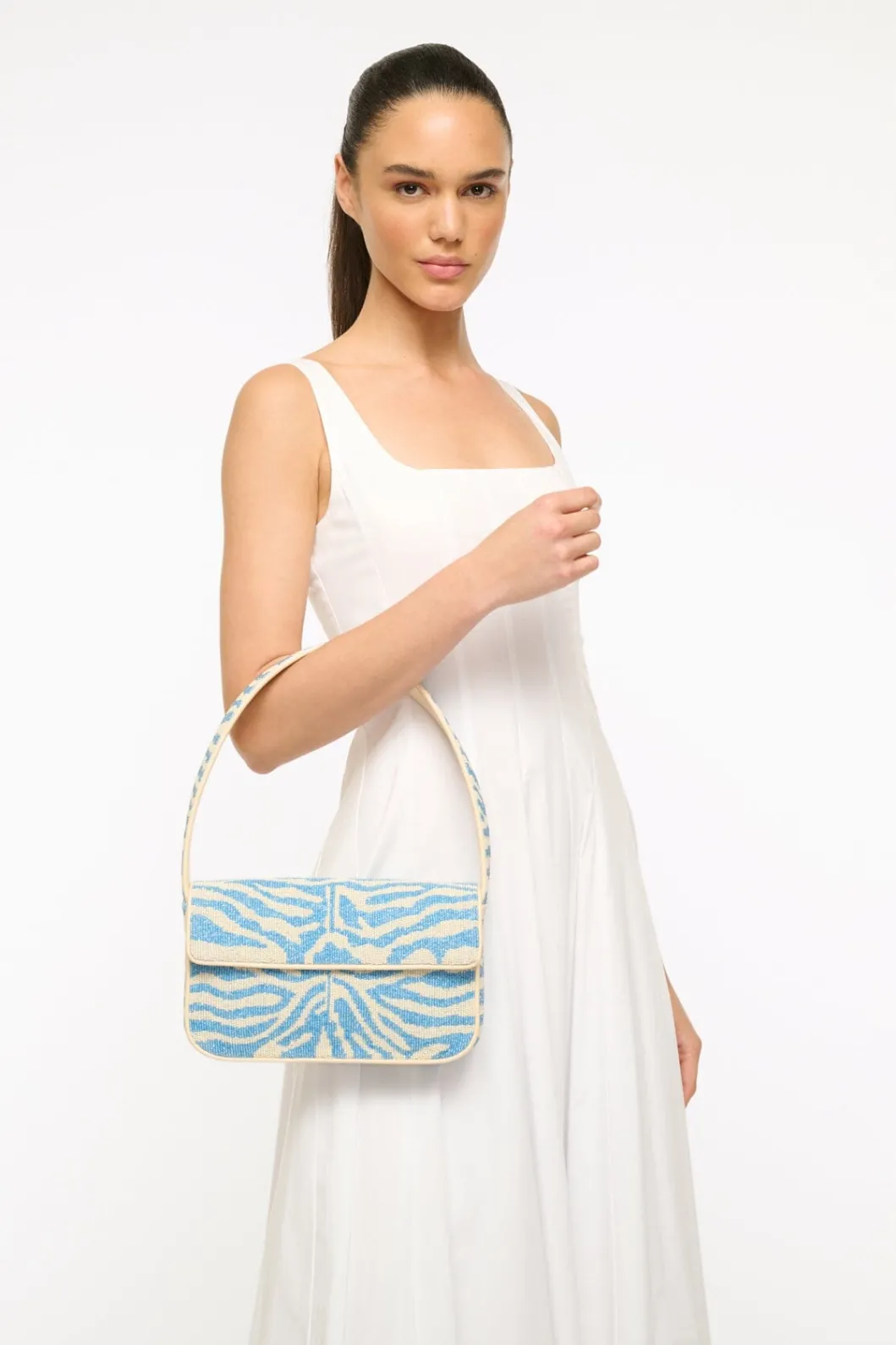 staud_tommy_beaded_bag__light_blue_cream_3.webp STAUD TOMMY BEADED BAG | LIGHT BLUE CREAM< Shoulder | Beaded/novelty