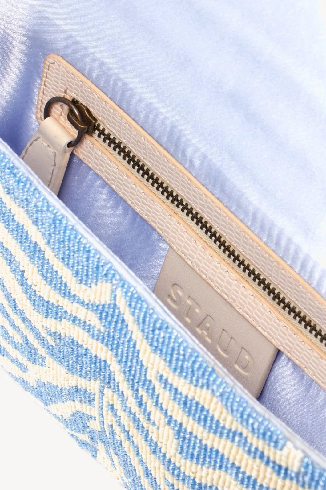 staud_tommy_beaded_bag__light_blue_cream_4.webp STAUD TOMMY BEADED BAG | LIGHT BLUE CREAM< Shoulder | Beaded/novelty