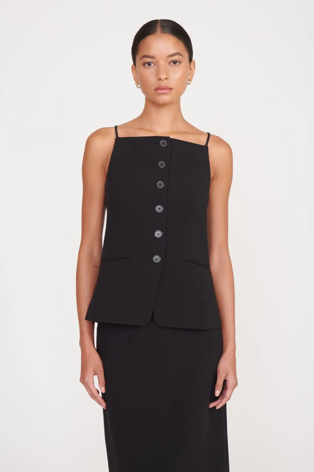 staud_una_top_black_4.webp STAUD UNA TOP< Tops