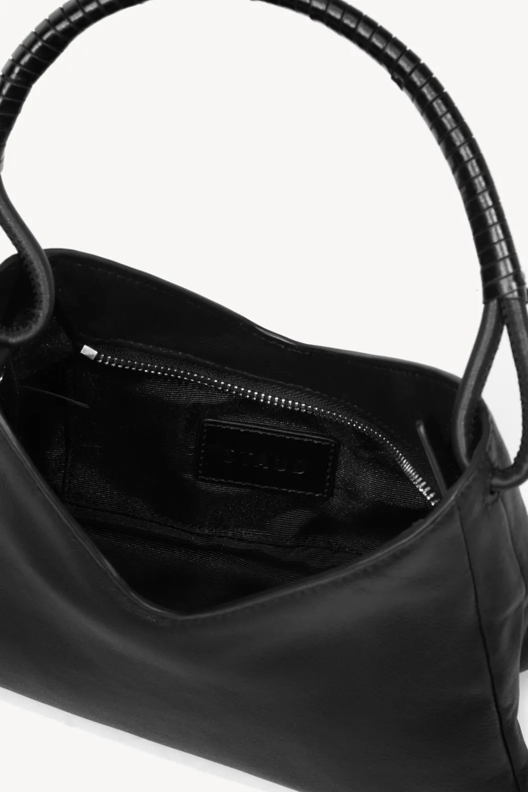 staud_valerie_shoulder_bag_black_6.webp STAUD VALERIE SHOULDER BAG< Shoulder