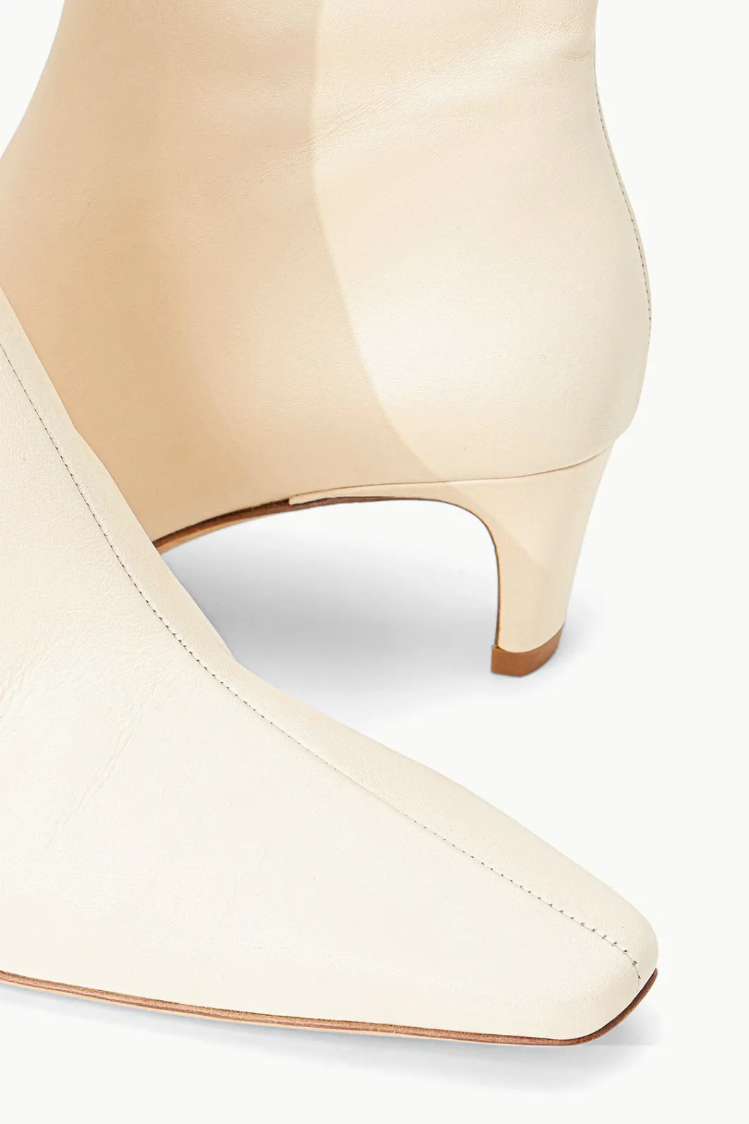 staud_wally_ankle_boot_cream_3.webp STAUD WALLY ANKLE BOOT< Boots