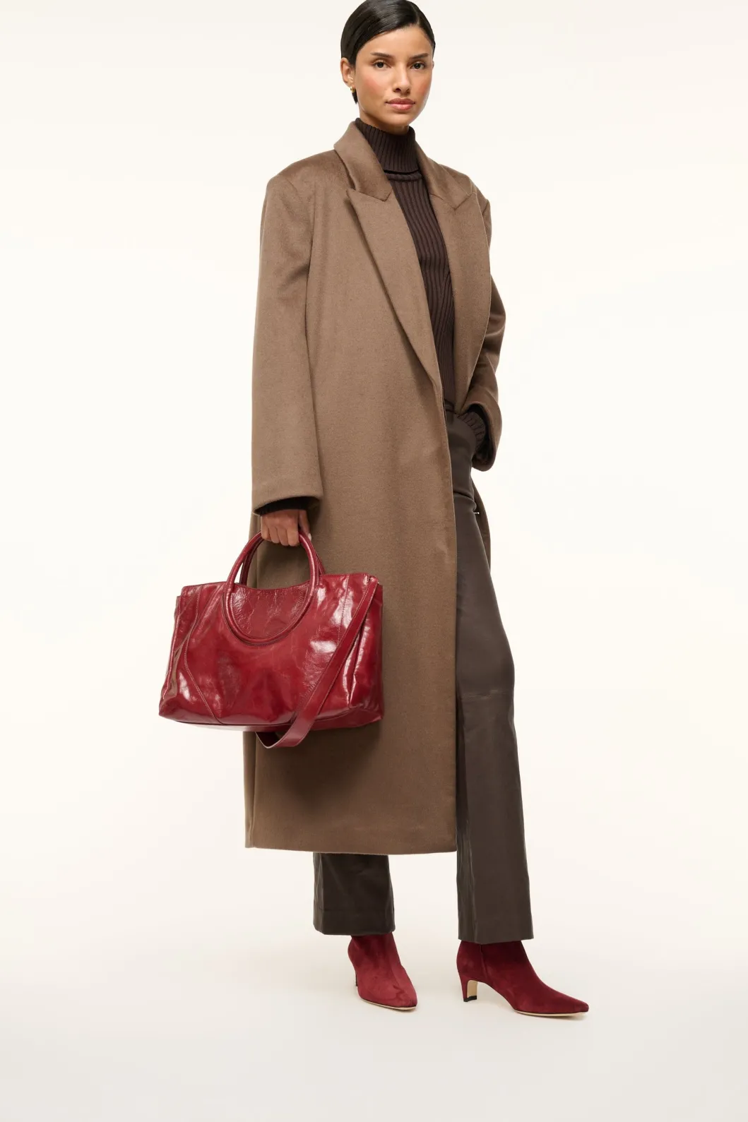 staud_wally_ankle_boot_pinot_suede_3.webp STAUD WALLY ANKLE BOOT SUEDE< Boots