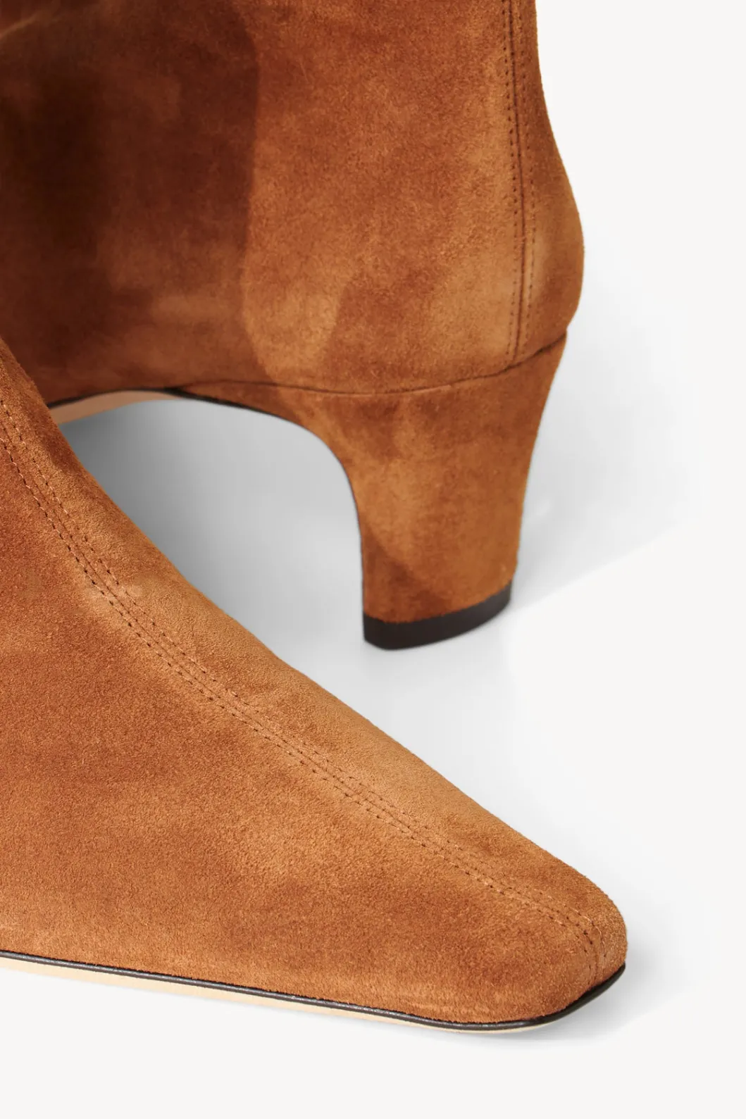 staud_wally_boot_tan_suede_6.webp STAUD WALLY BOOT TAN SUEDE< Boots