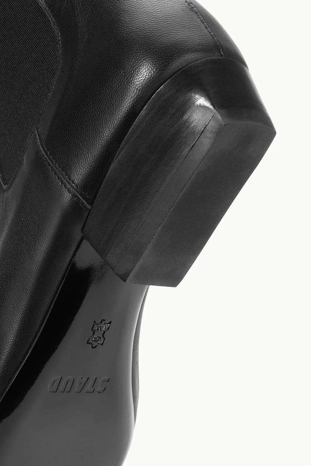 staud_wally_chelsea_boot_black_6.webp STAUD WALLY CHELSEA BOOT< Boots