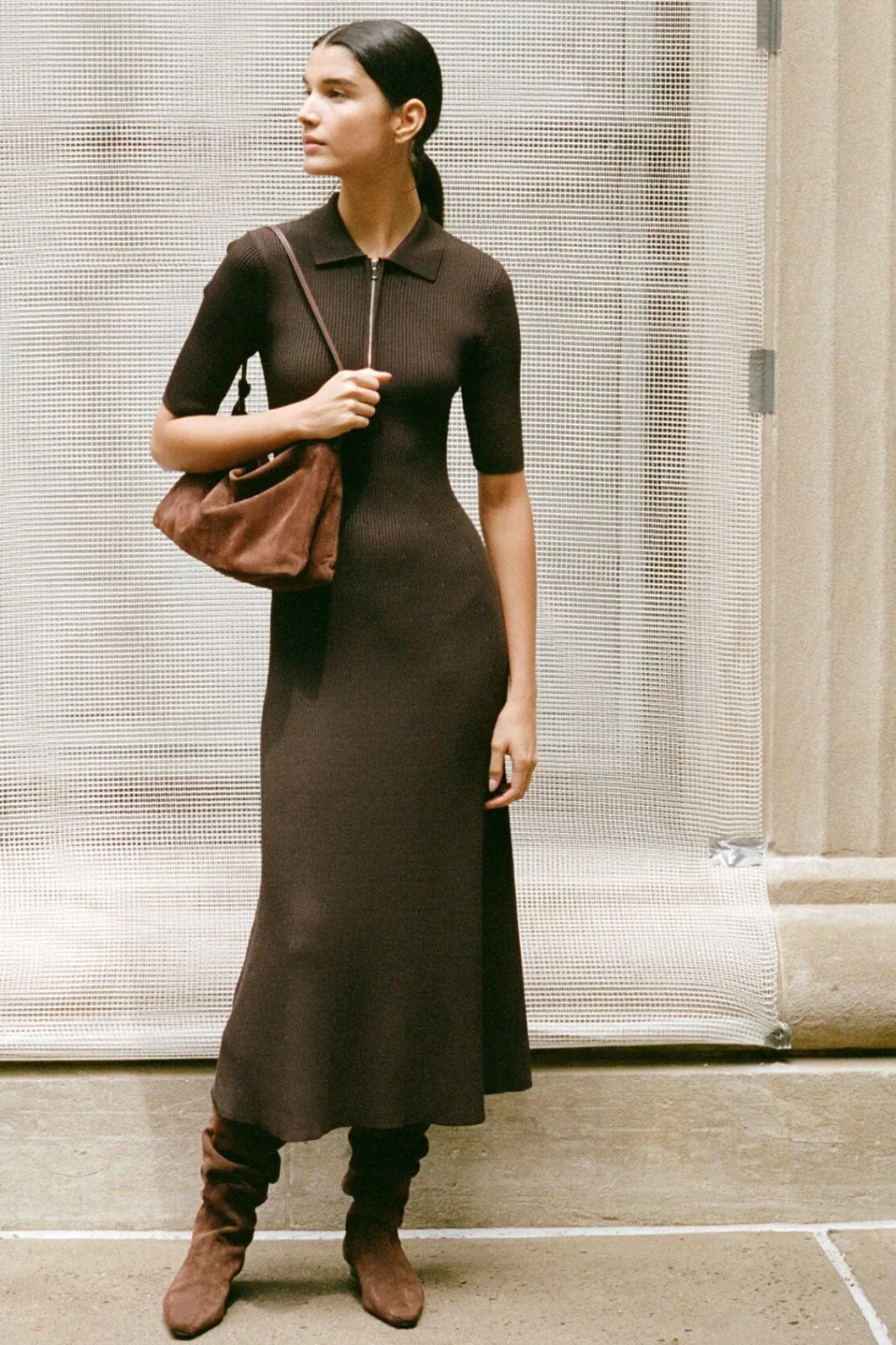 staud_wally_shoulder_bag_mahogany_6.webp STAUD WALLY SHOULDER BAG< Shoulder