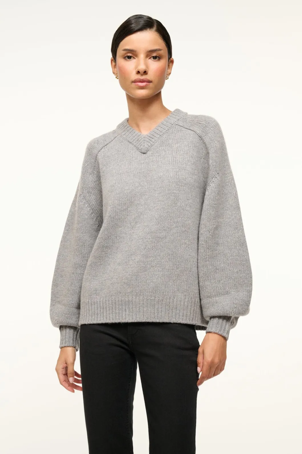 staud_wilson_sweater_heather_grey_3.webp STAUD WILSON SWEATER HEATHER GREY< Sweaters