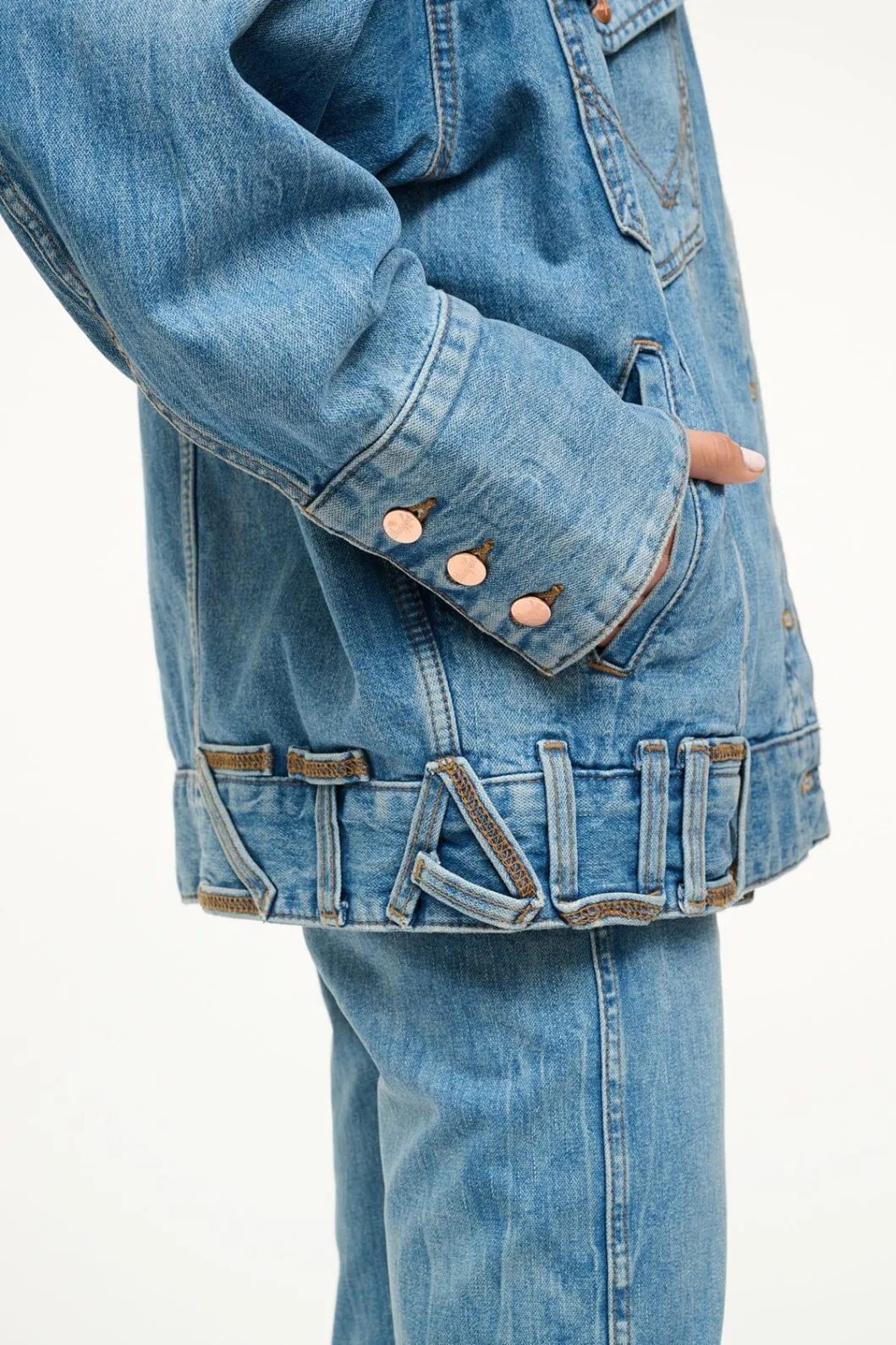 staud_wrangler_the_biggest_jean_jacket_2.webp STAUD WRANGLER THE BIGGEST JEAN JACKET< Denim | Outerwear & Jackets