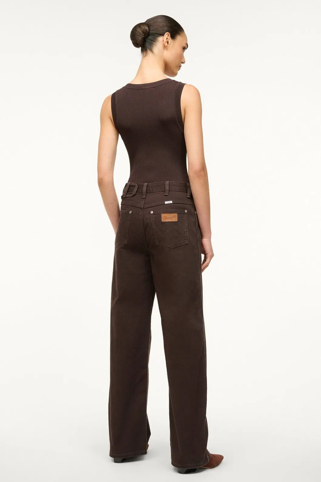 staud_wrangler_the_loose_jean_earth_3.webp STAUD WRANGLER THE LOOSE JEAN< Denim | Pants & Shorts