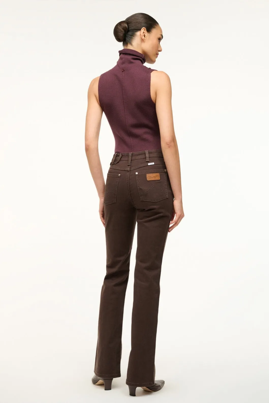 staud_wrangler_the_must_earth_2.webp STAUD WRANGLER THE MUST< Denim | Pants & Shorts